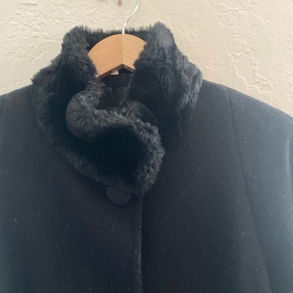 Vintage Albert Nipon Studio Wool & REAL Fur Coat COLOR-black | SIZE 10P - Picture 3 of 7
